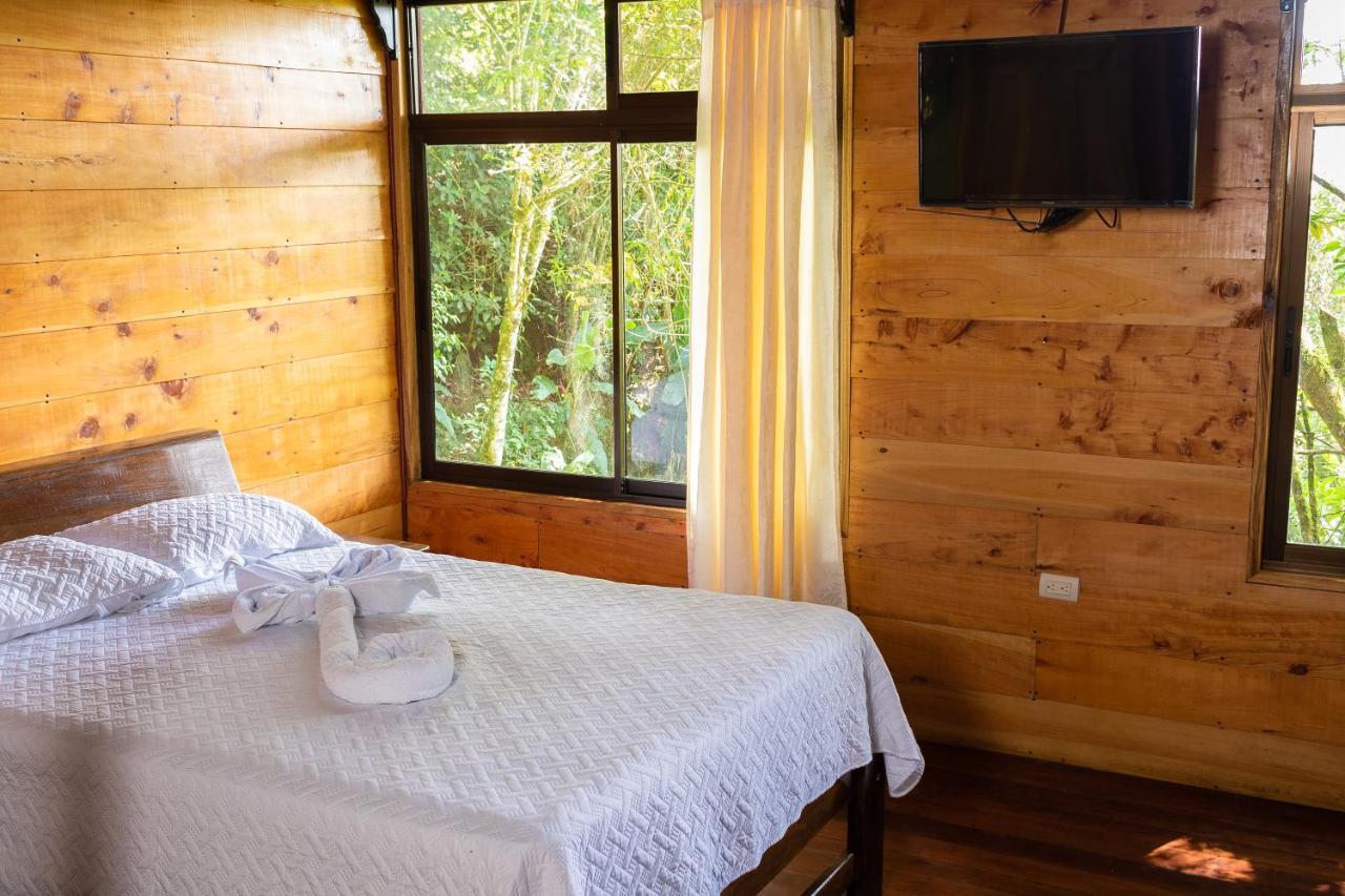 Cabanas El Bosque Turrialba Exterior photo